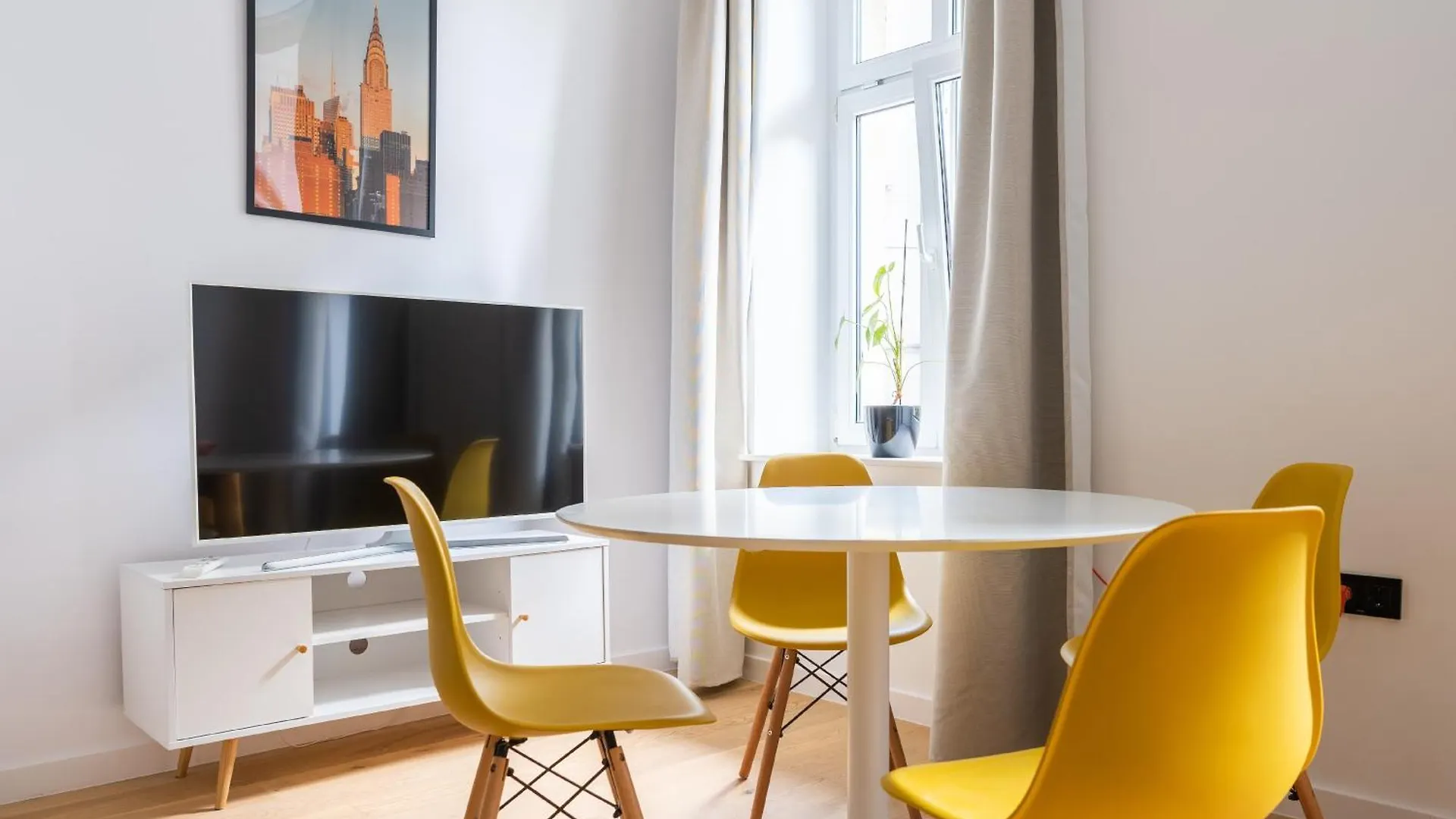 Mynest Apartments Poplinskich Poznań